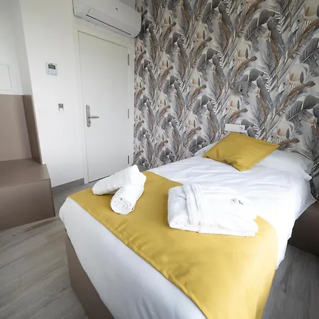Pension Spa Cruceiro De Pedrouzo Guest house *
