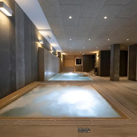Pension Spa Cruceiro De Pedrouzo O Pedrouzo